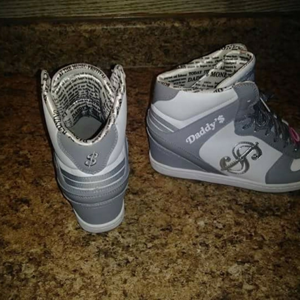 Hi Top Sneakers Daddy'$ Money 8.5